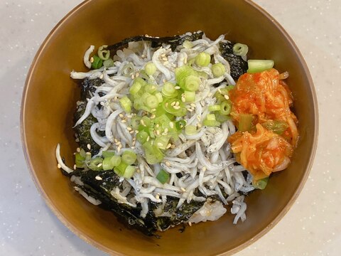 韓国風★しらす丼